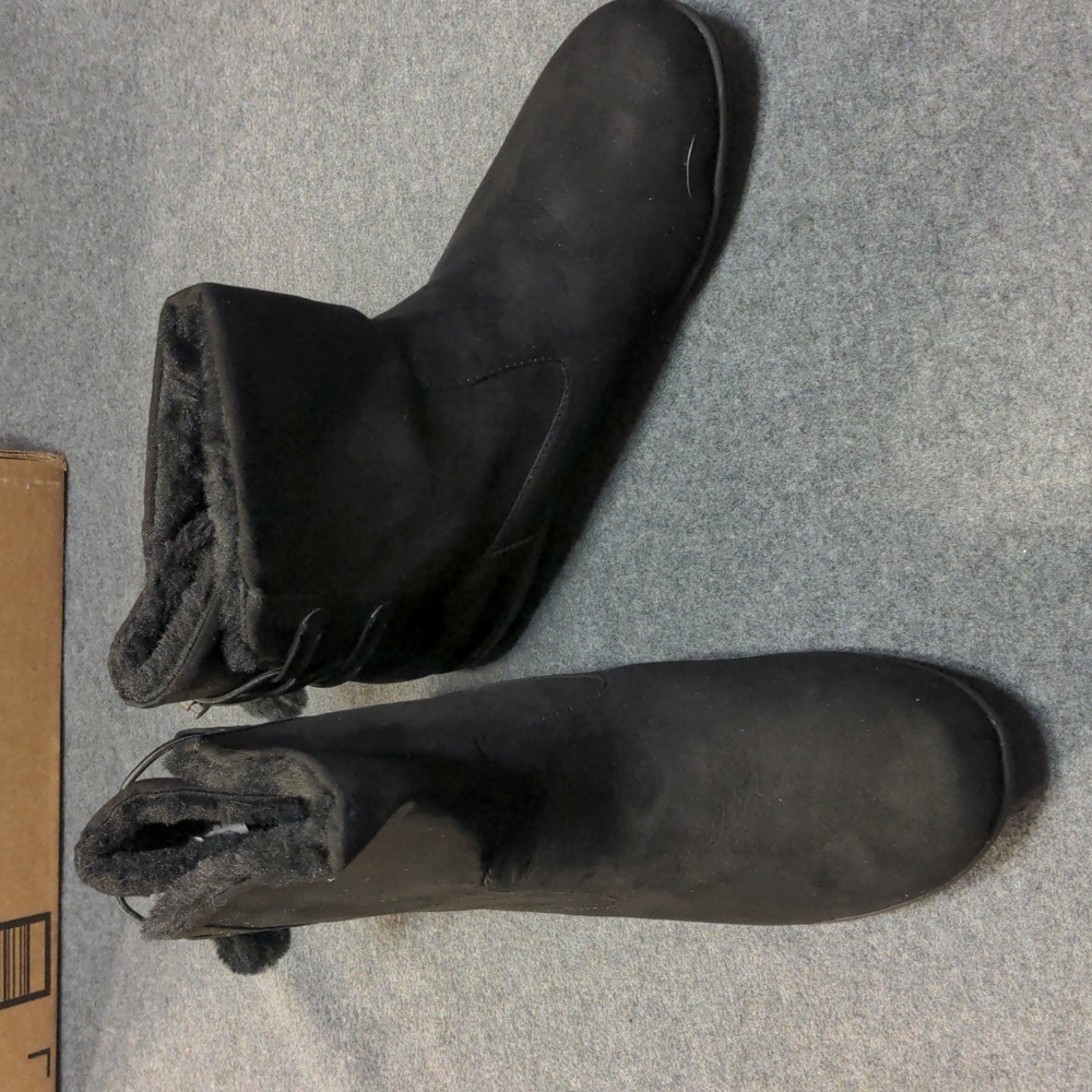 Soft Style Jazzy Ankle Boots, Women's Size 8 M, Black NWT